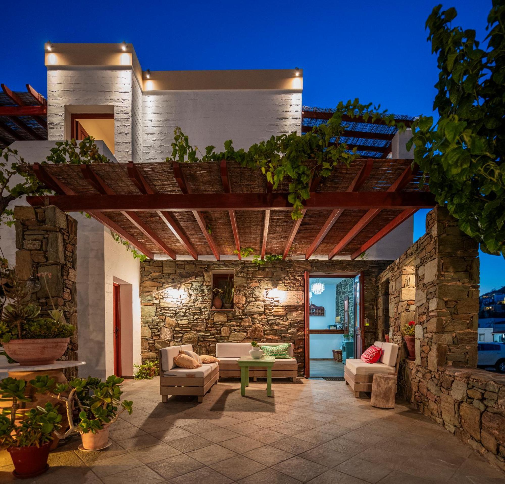 Ligaries Aparthotel Kini Exterior photo