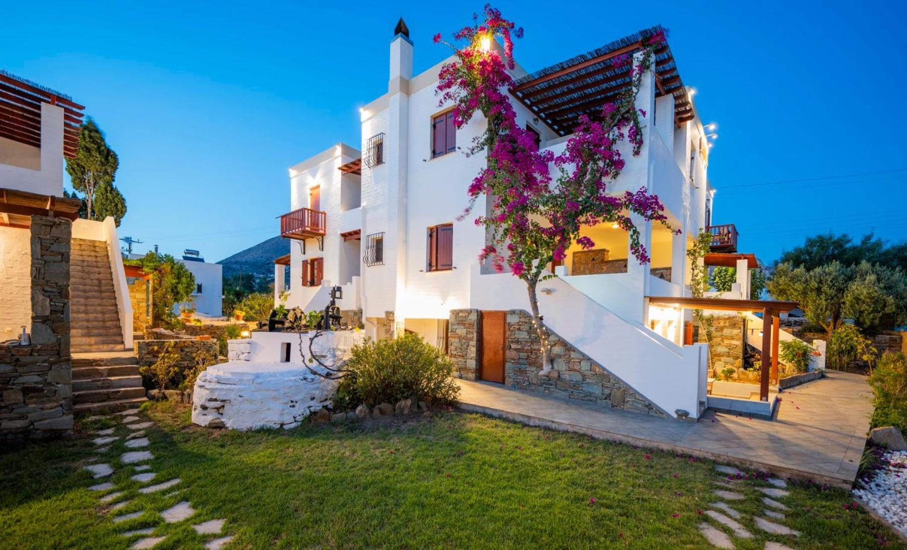Ligaries Aparthotel Kini Exterior photo